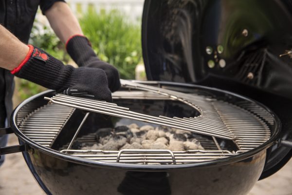 Weber Master-Touch E-6755 WBR Crafted Holzkohlegrill Ø 67 cm – Bild 12