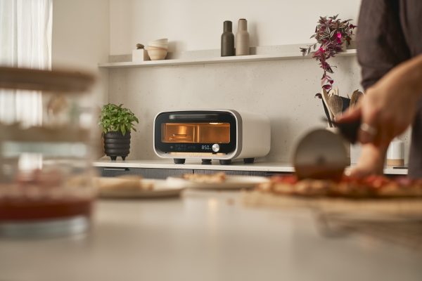 Ooni Volt 2 Pizzaofen - Polarweiß oder Anthrazit – Bild 3
